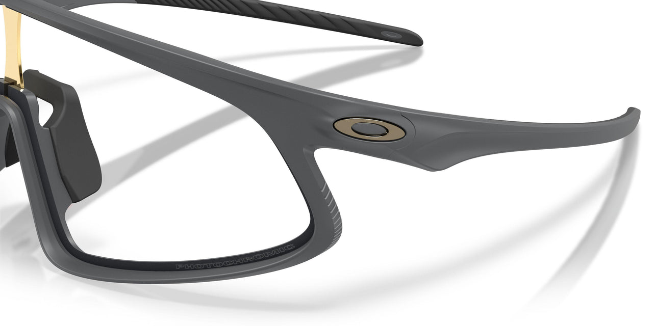 952406 - Grey - Clear To Black Iridium Photochromic
