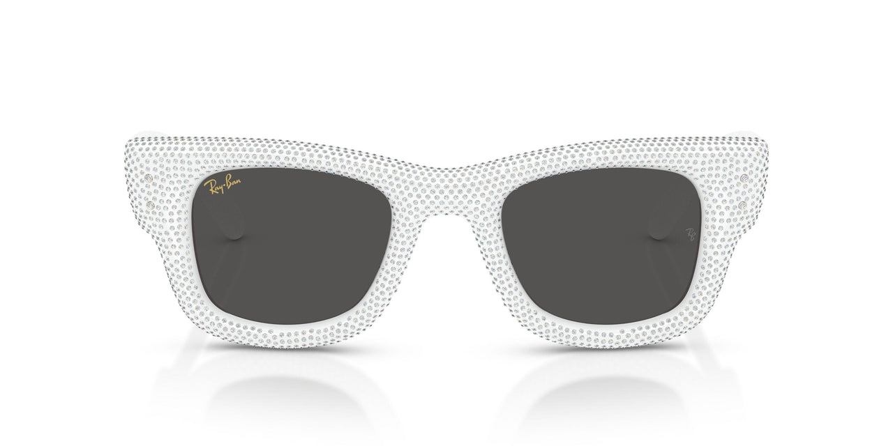 686687 - White - Dark Grey