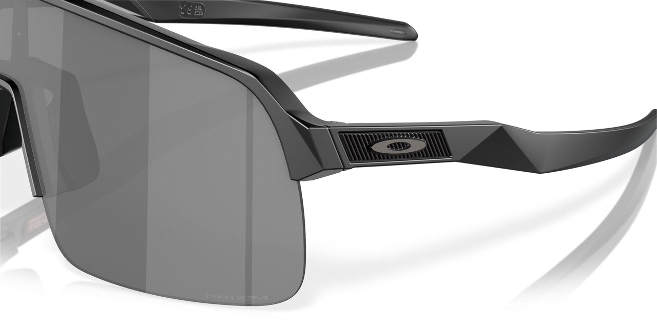 946303 - Black - Prizm Black