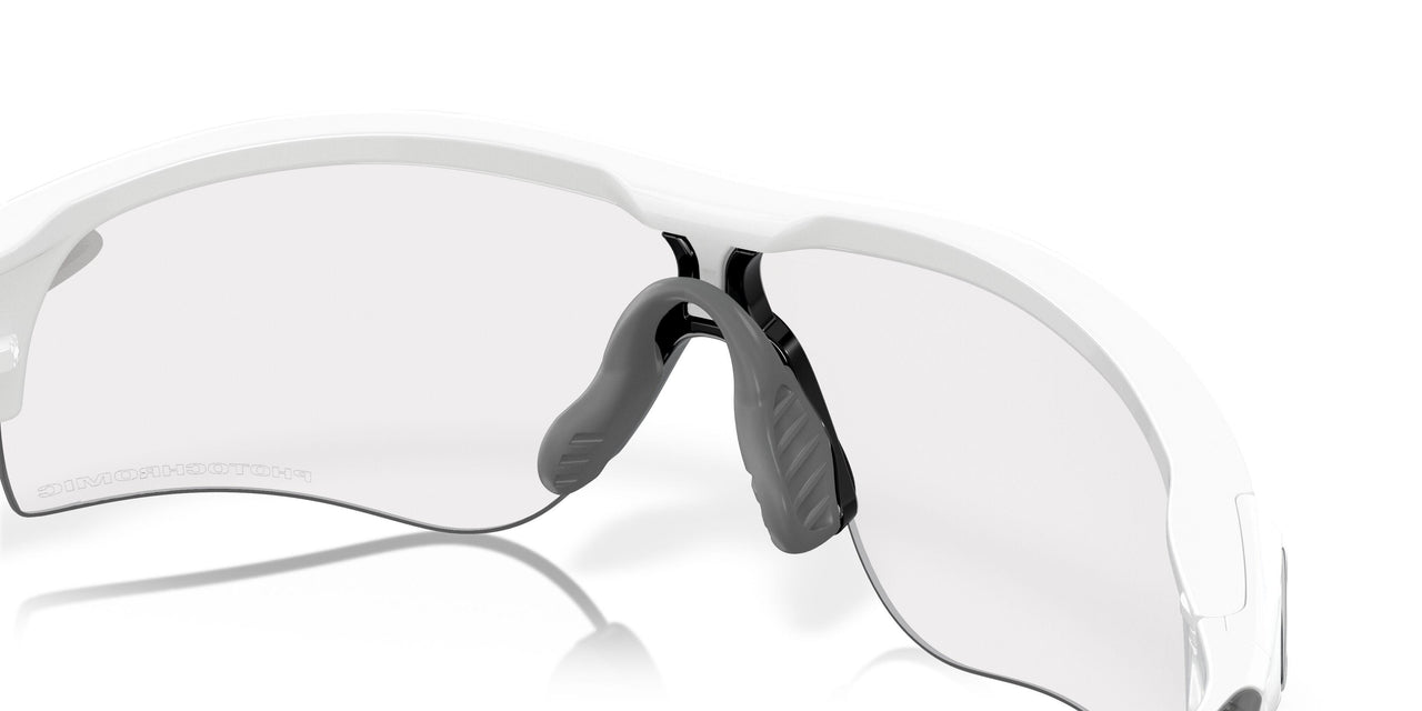 920602 - Matte White - Slate Iridium