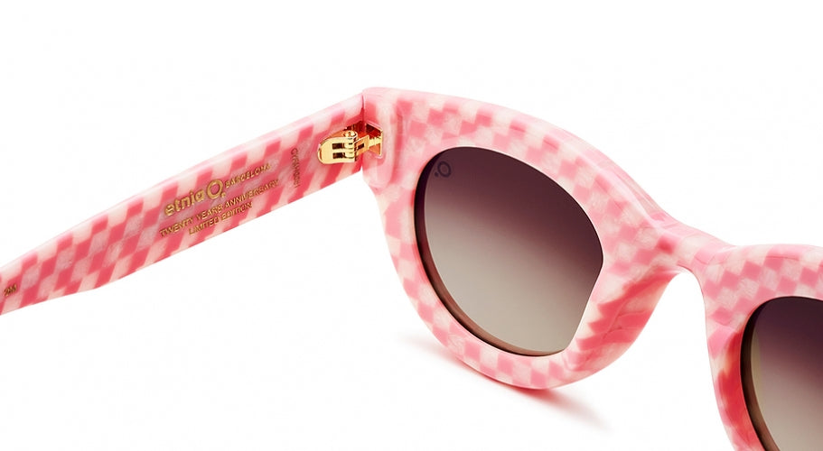 PK - Pink