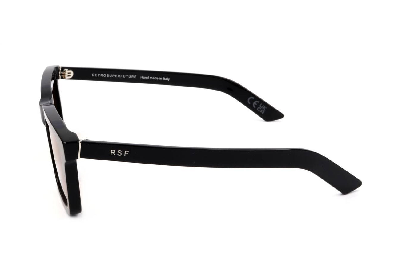 18E - BLACK