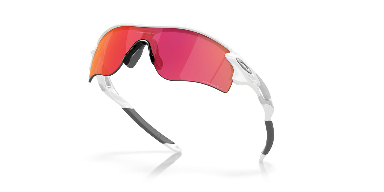 920602 - Matte White - Slate Iridium