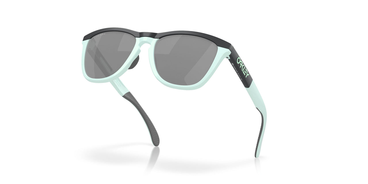 928403 - Grey - Prizm Black