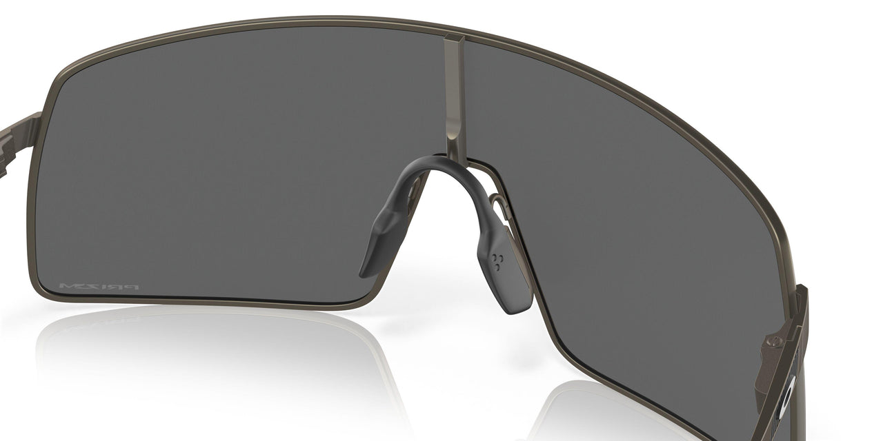 601301 - Gunmetal - Prizm Black