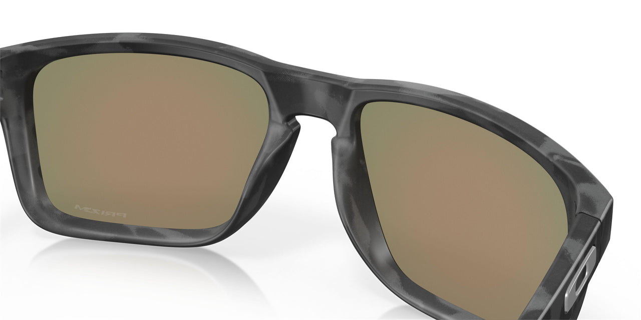 941729 - Camo - Prizm Ruby