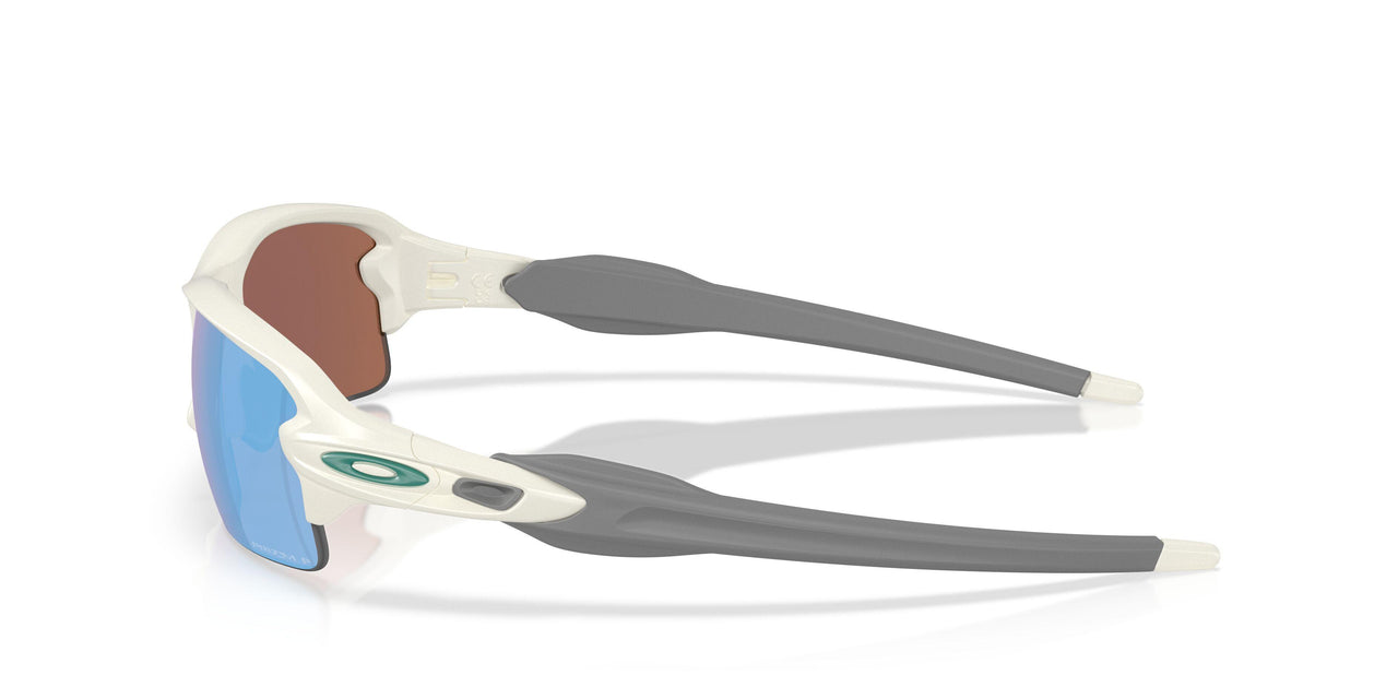 927159 - White - Prizm Deep Water Polarized