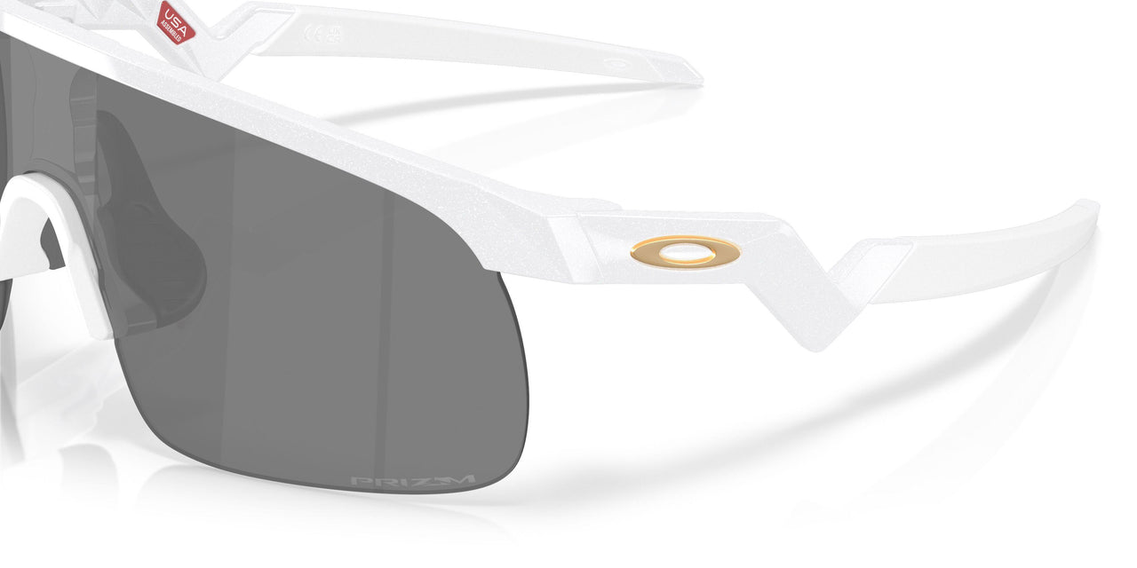 901030 - White - Prizm Black