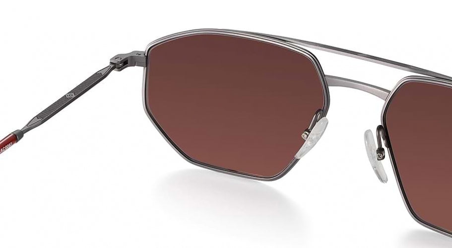 GMBX - Gunmetal Bordeaux