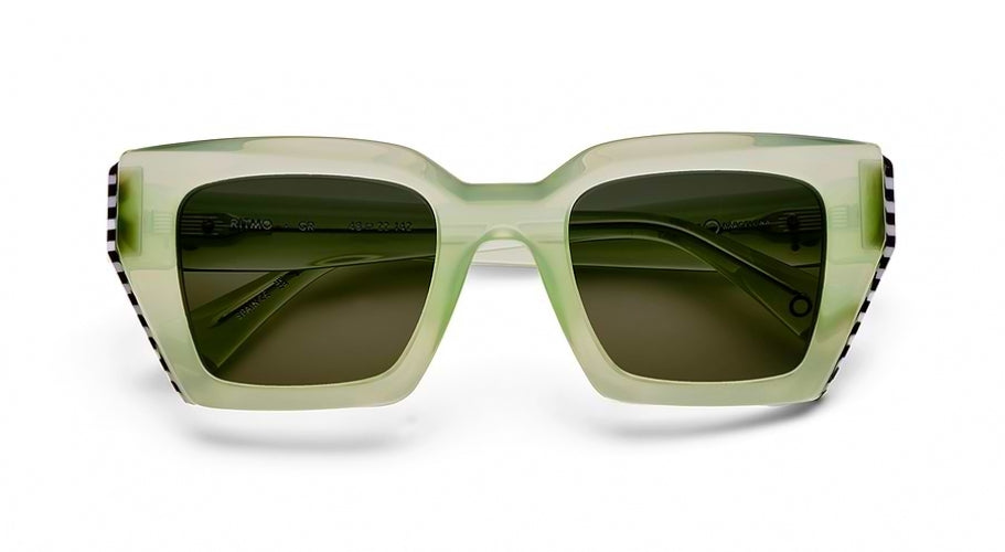 GR - Green