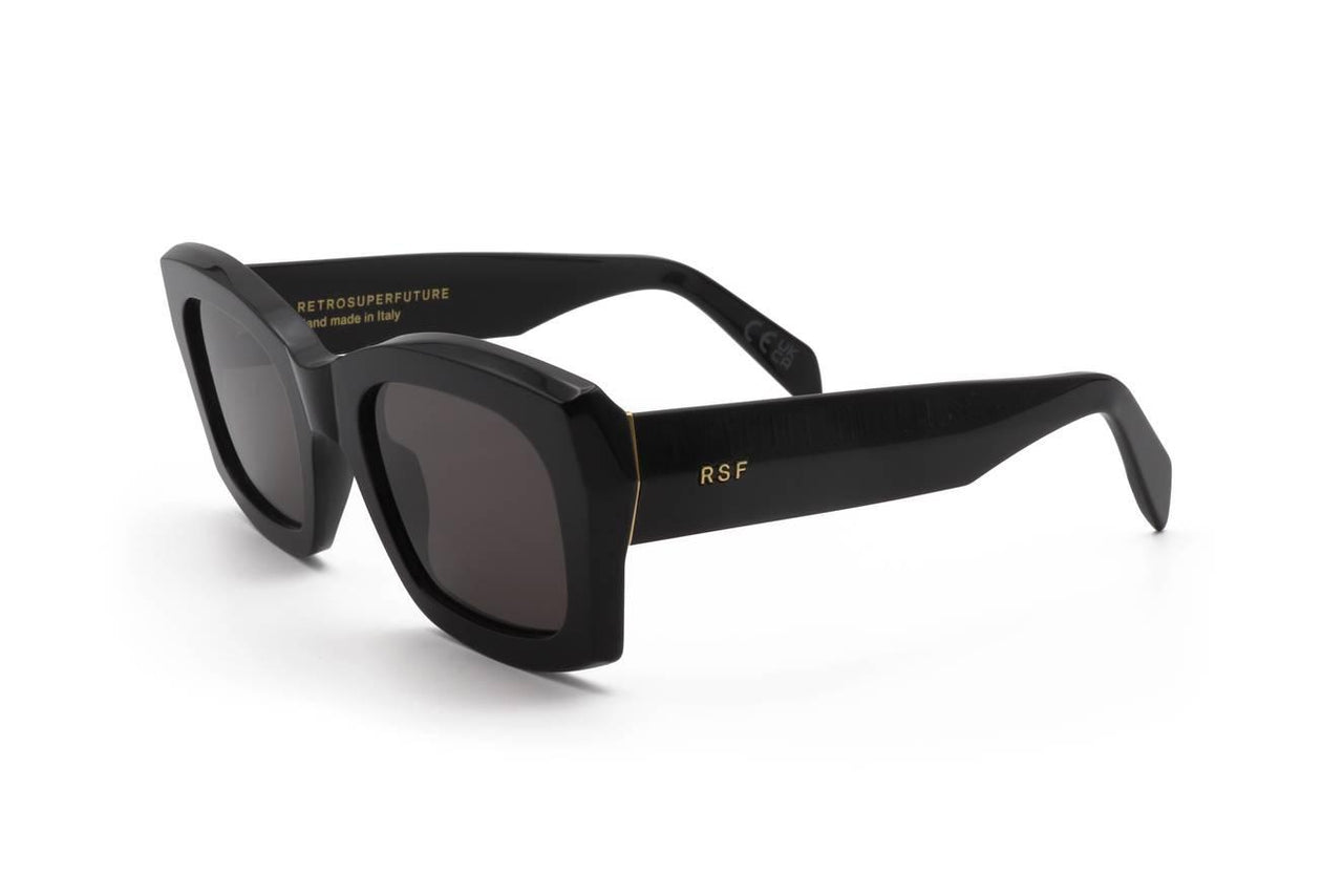D73 - BLACK