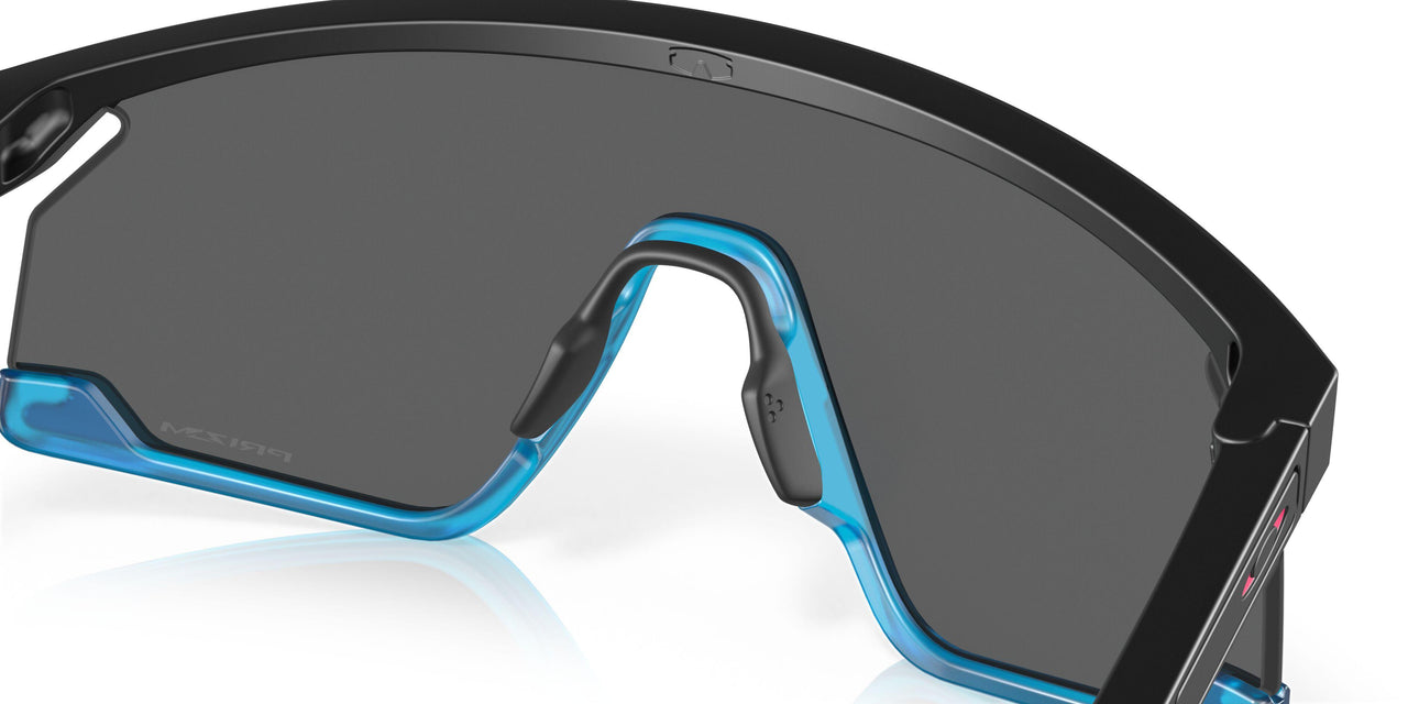 928005 - Black - Prizm Black