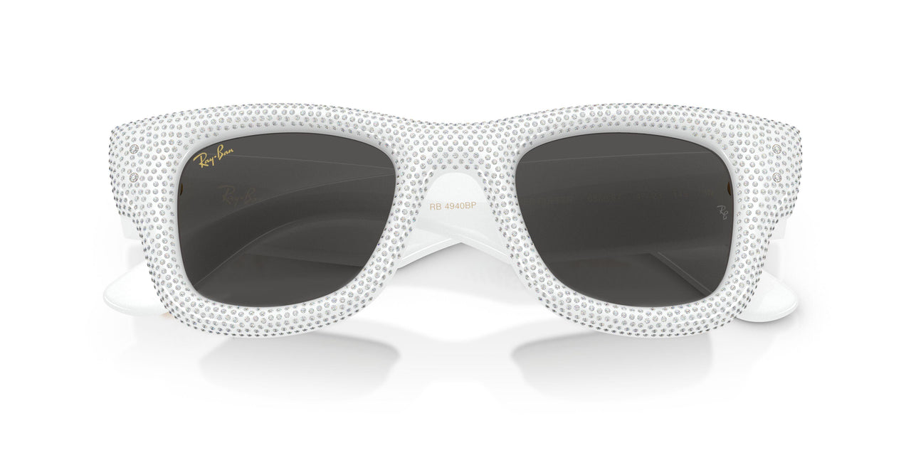 686687 - White - Dark Grey
