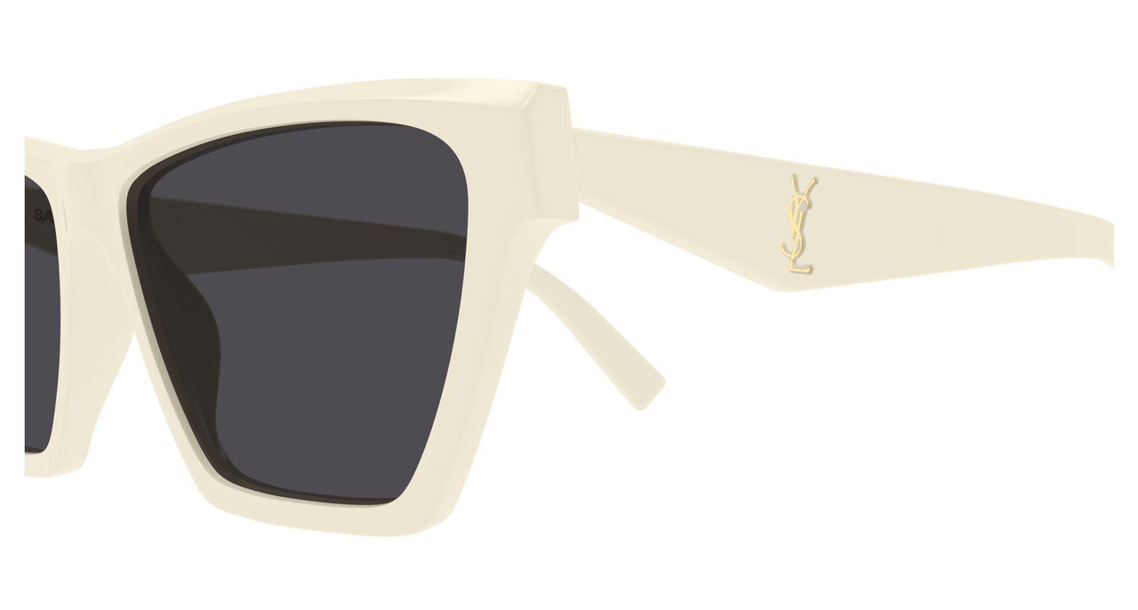 007 - Ivory - Black
