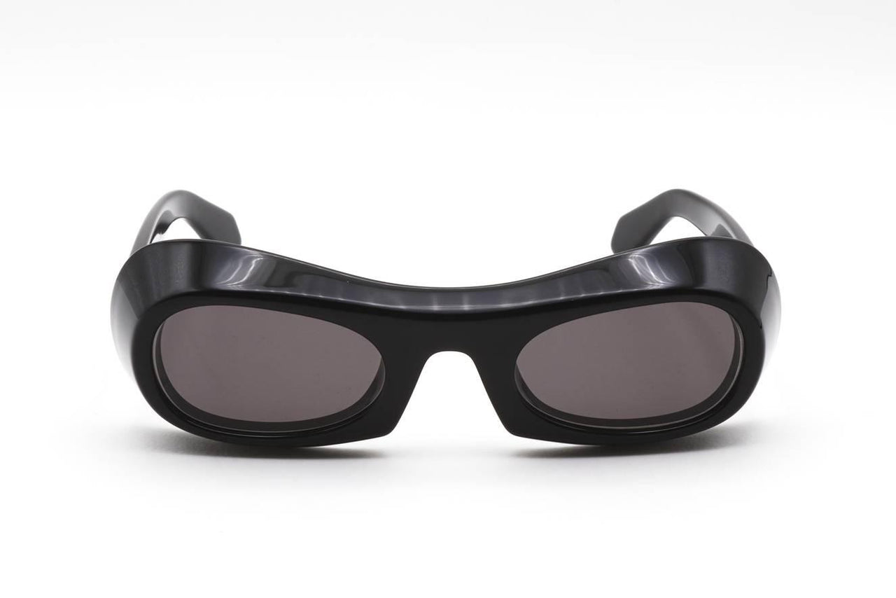 001 - BLACK