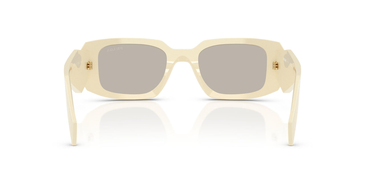 21D5J2 - White - Light Brown