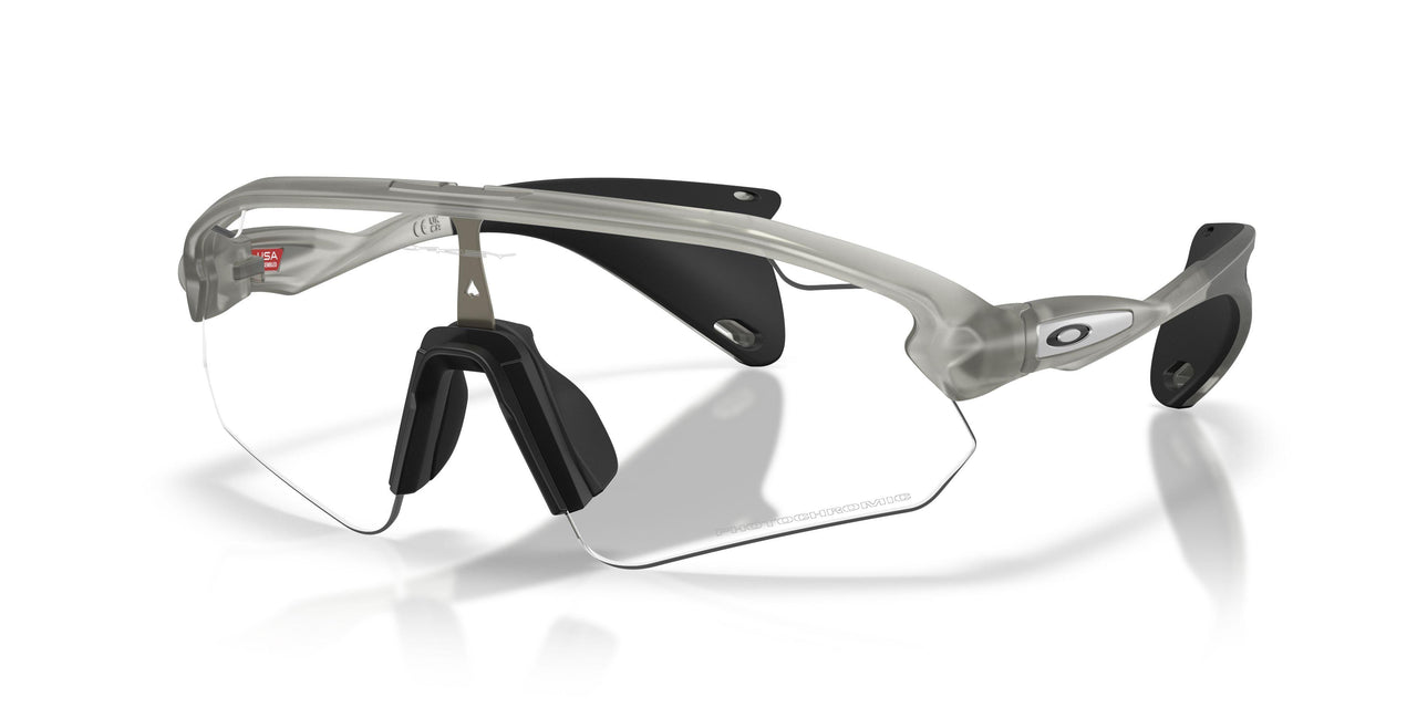 952506 - Grey - Clear To Black Iridium Photochromic