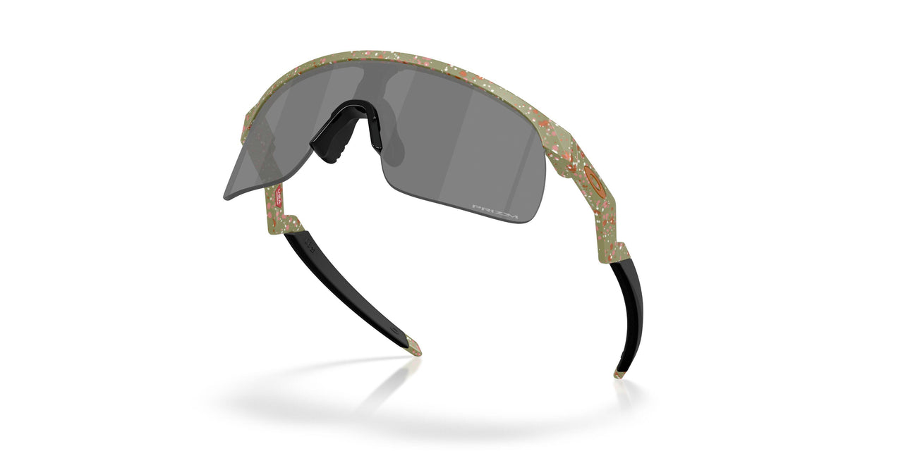 901032 - Green - Prizm Black