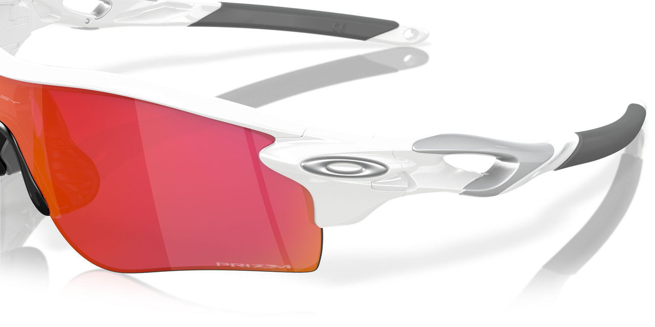 920602 - Matte White - Slate Iridium