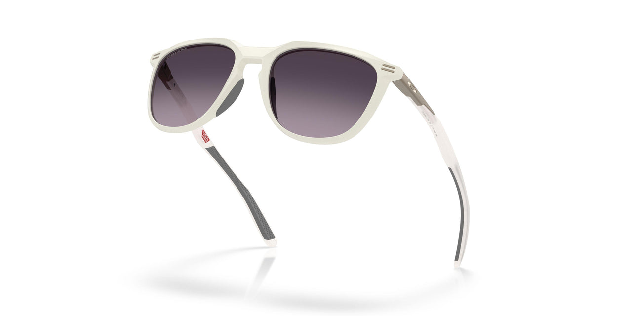 928612 - White - Prizm Grey Gradient