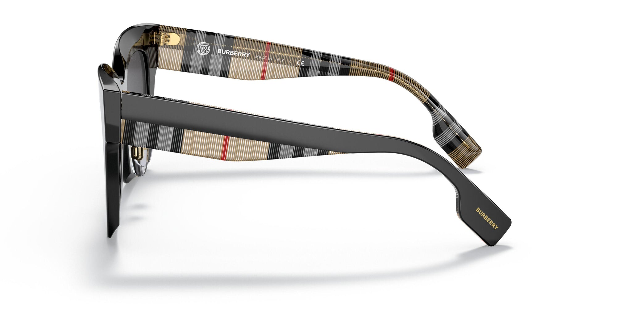 treasureヒョンソク着用 BURBERRY キャットアイサングラス Burberry Kitty 4364F Sunglasses