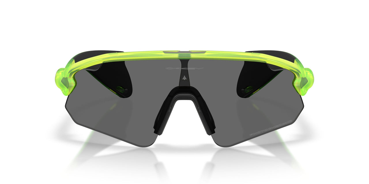 952504 - Green - Clear To Black Iridium Photochromic