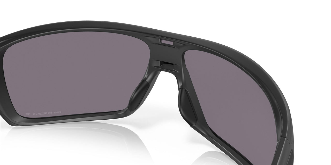 930728 - Black - Prizm Grey Polarized