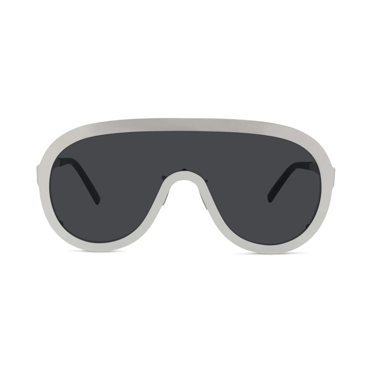 16A - Shiny Silver - Black