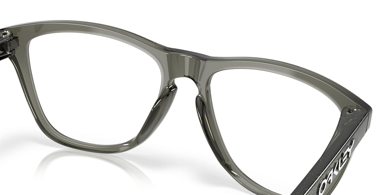 813705 - Grey