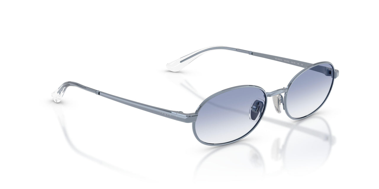 521419 - Blue - Clear Gradient Light Blue