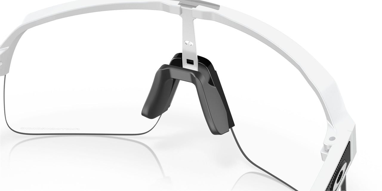 946319 - White - Clear Photochromic