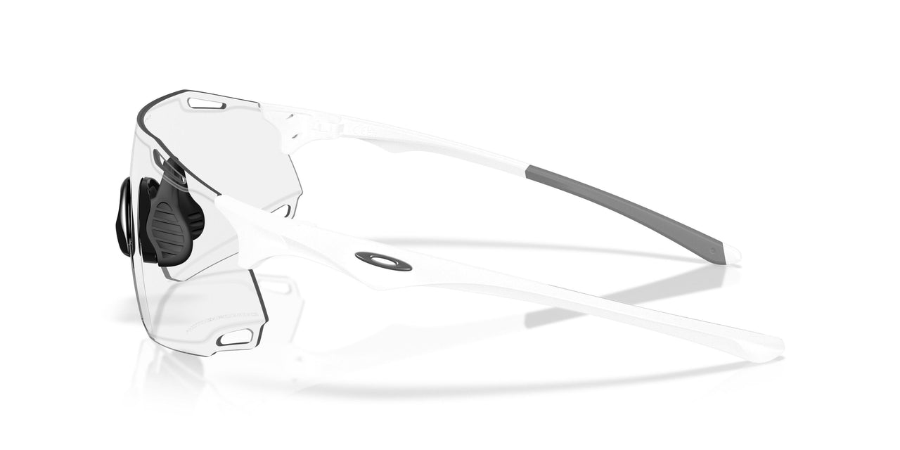 951301 - White - Clear To Black Iridium Photochromic