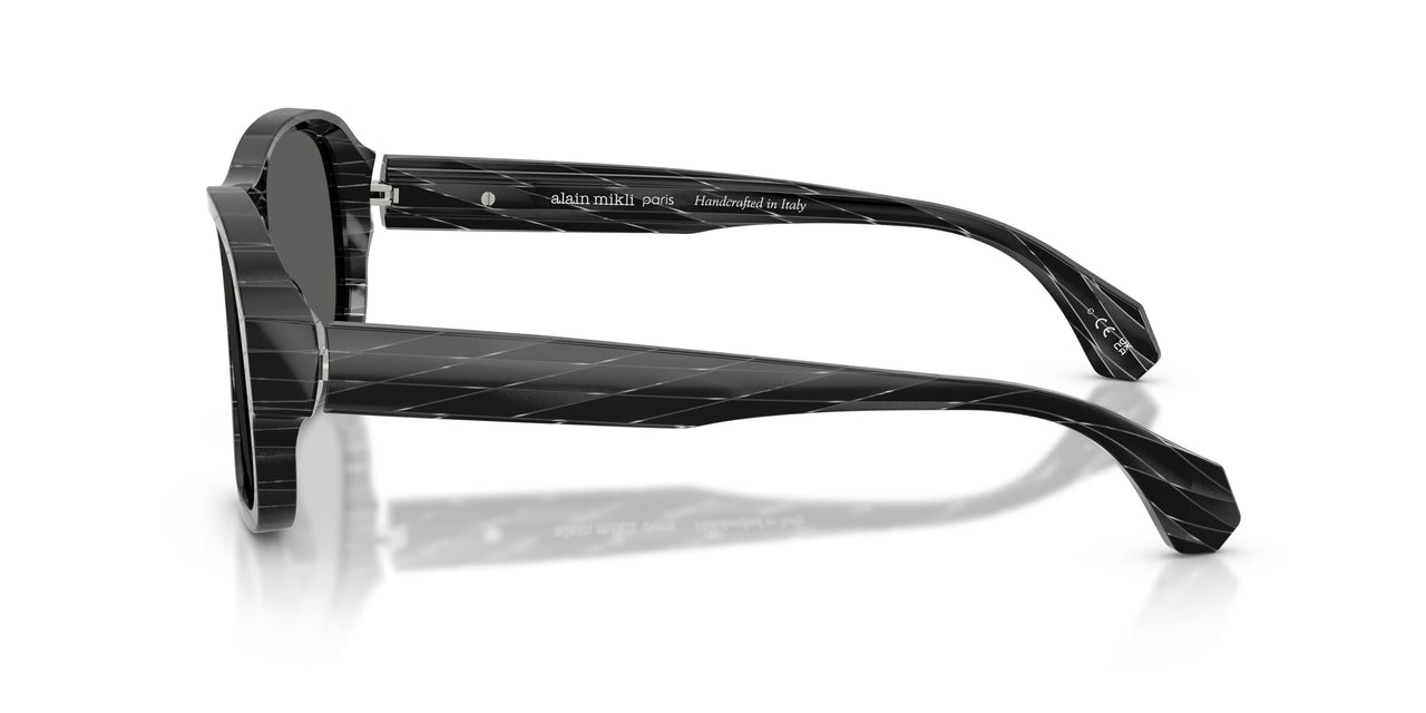 002/S4 - Black - Black