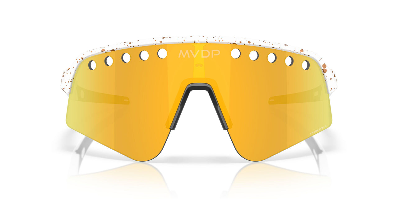 946533 - White - Prizm 24k