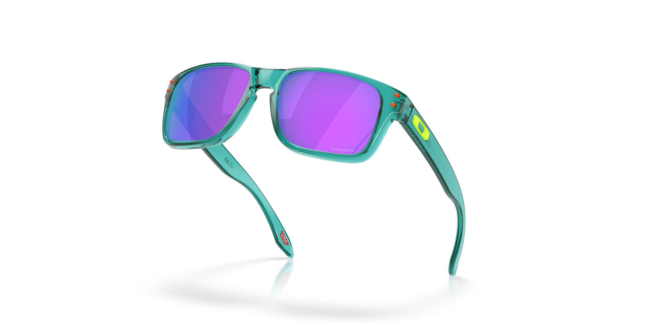 901404 - Grey - Prizm Violet