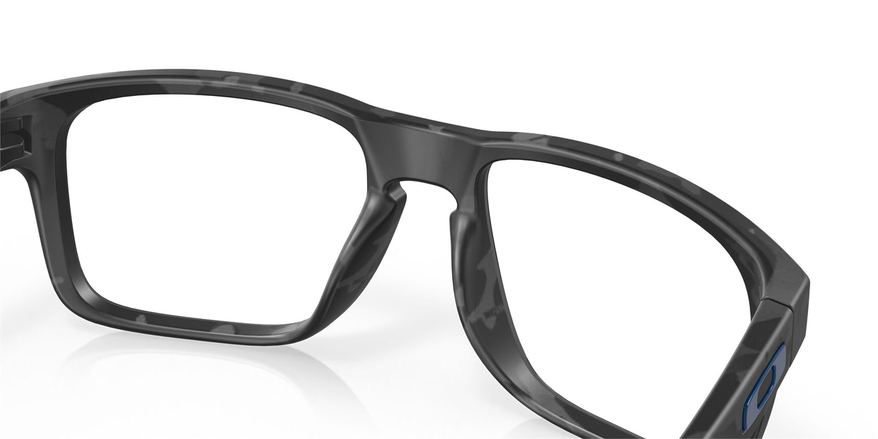 810004 - Black
