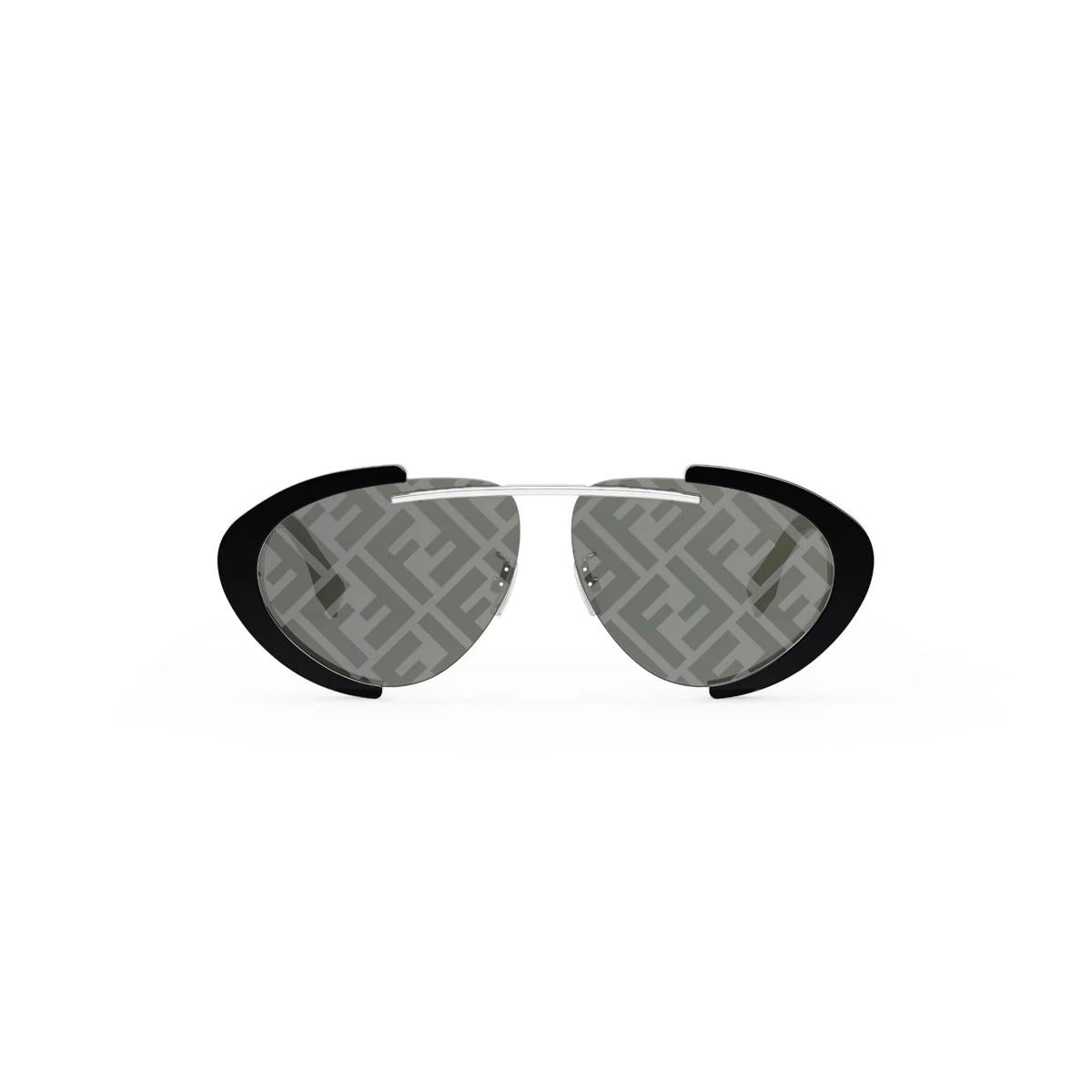 01C - Shiny Black - Smoke Mirror