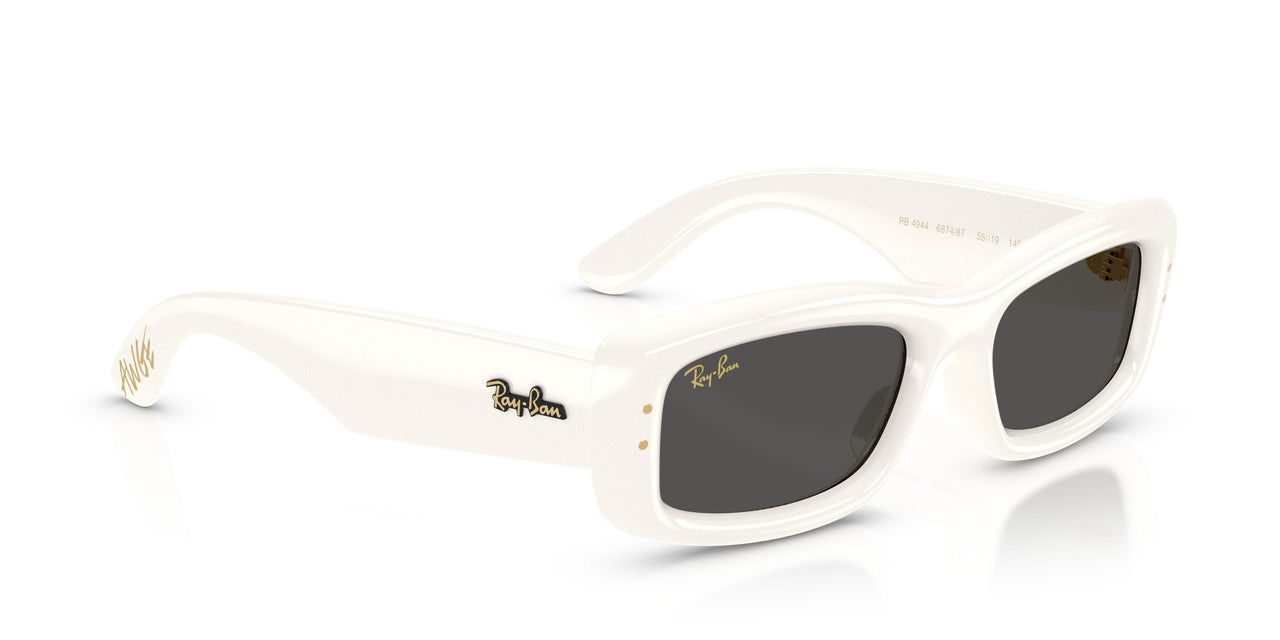 687487 - White - Ultra Black
