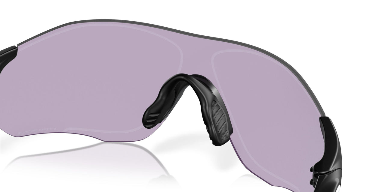 931306 - Matte White - Clear Black Photochromic