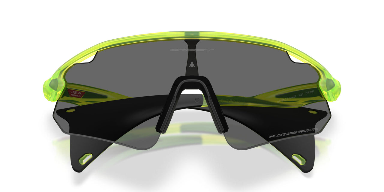 952504 - Green - Clear To Black Iridium Photochromic