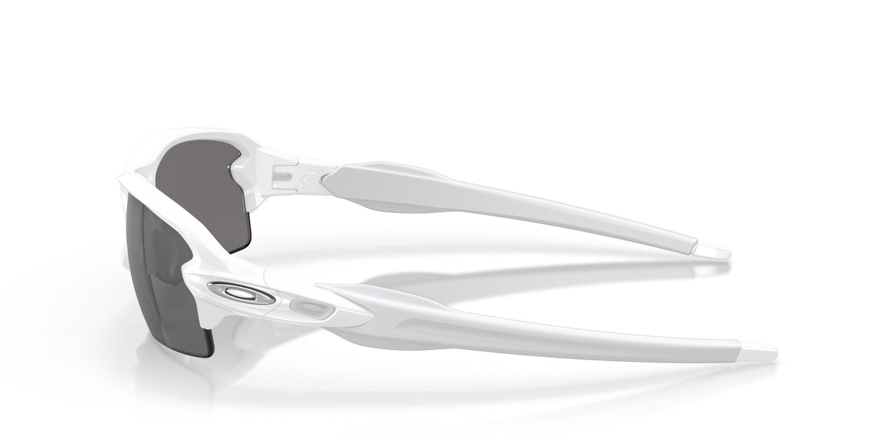 927116 - White - Slate Iridium