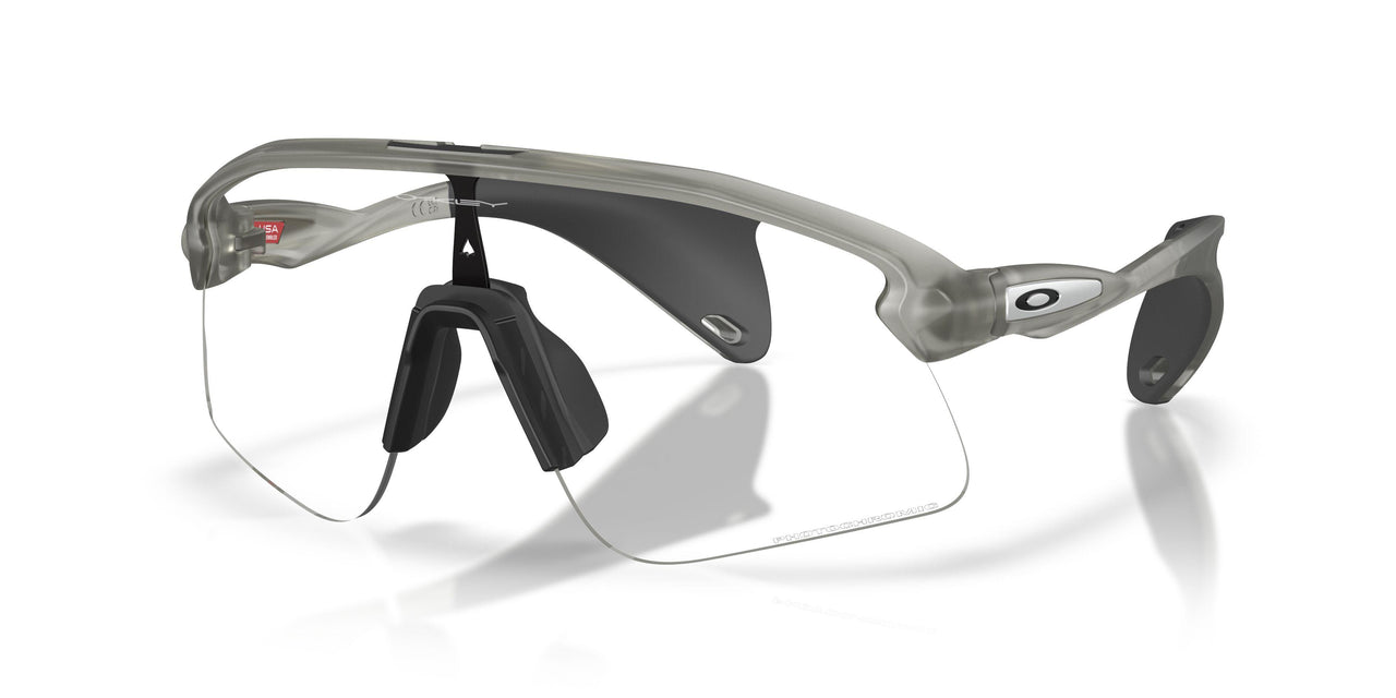 951808 - Grey - Clear To Black Iridium Photochromic