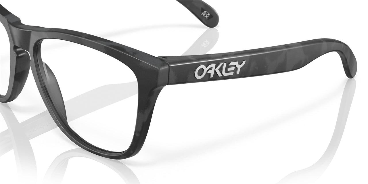 813704 - Black