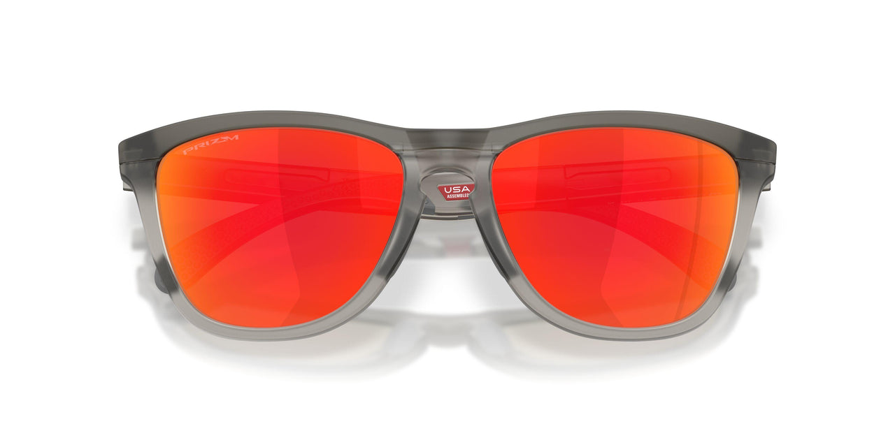 950302 - Grey - Prizm Ruby
