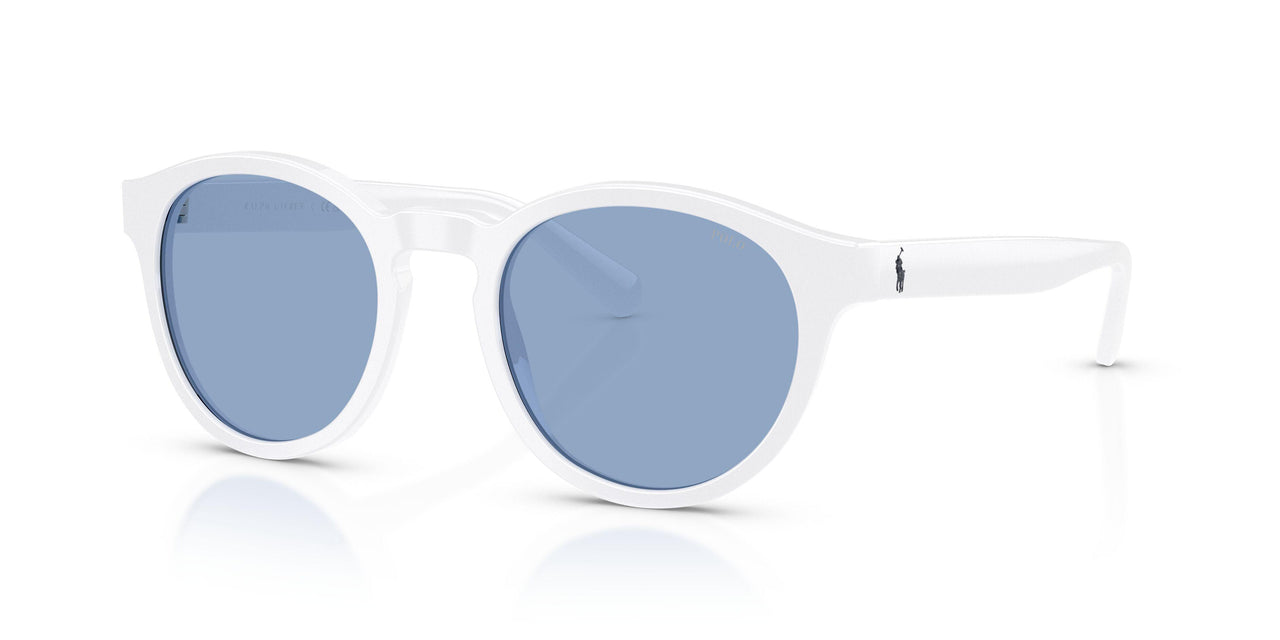 554472 - White - Light Blue