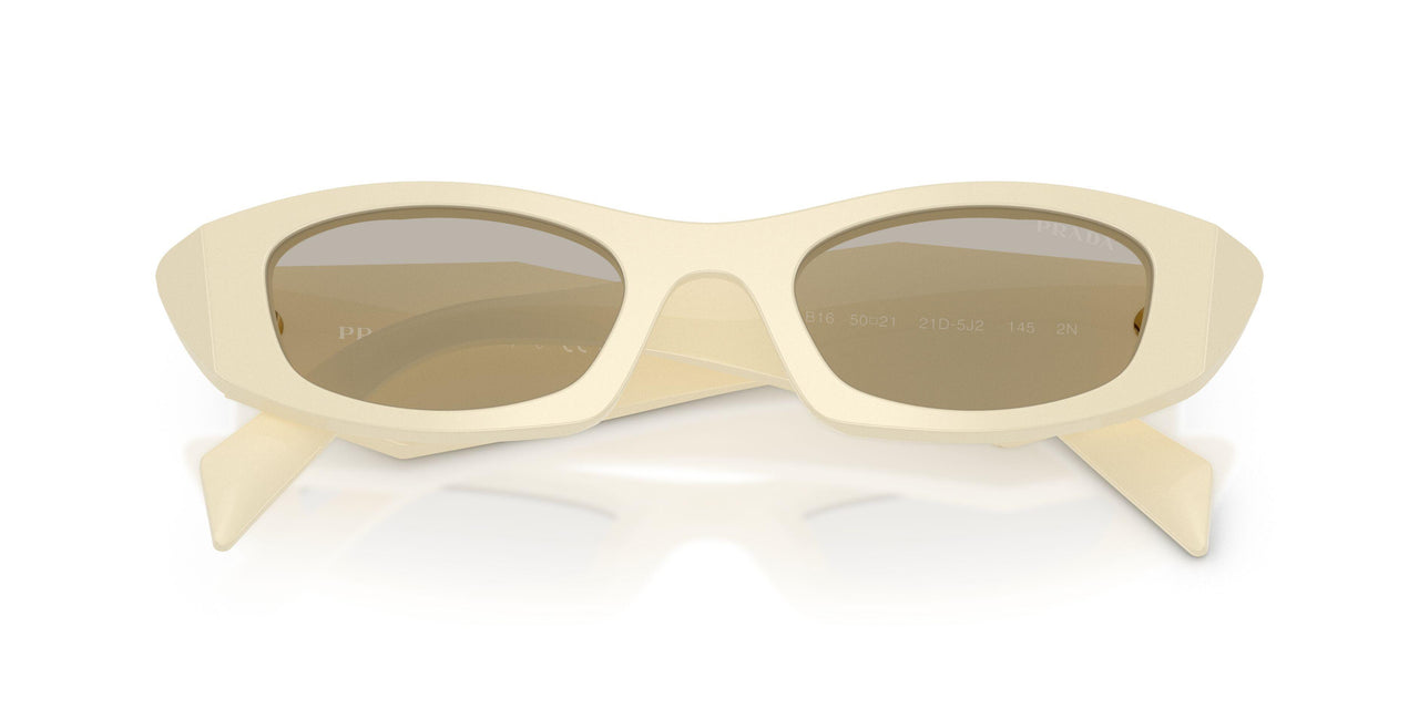 21D5J2 - White - Light Brown