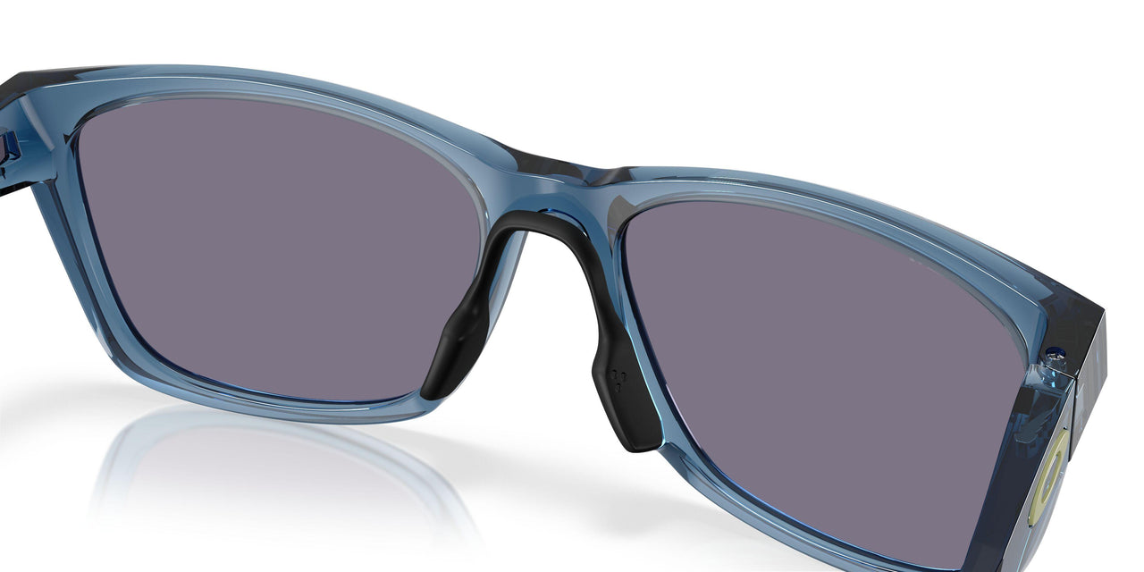 950605 - Blue - Prizm Grey