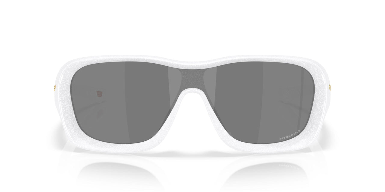 949302 - White - Prizm Black