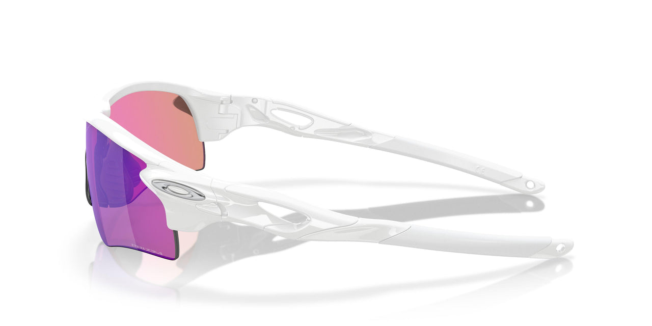 920602 - Matte White - Slate Iridium