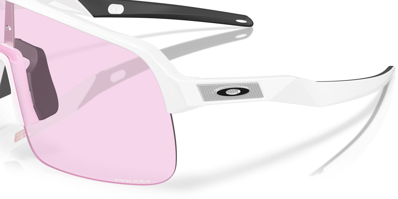 949608 - White - Prizm Low Light
